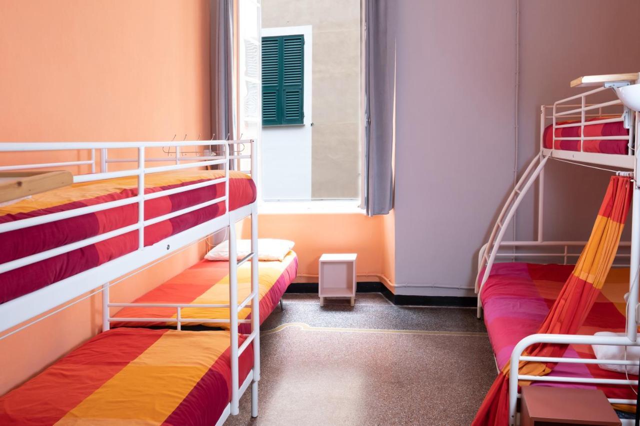 Manena Hostel Genova ภายนอก รูปภาพ