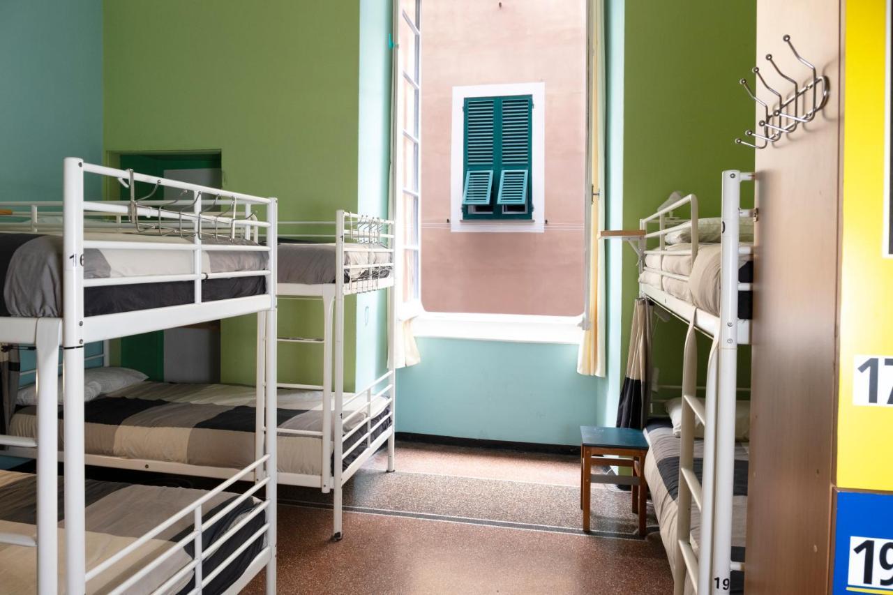 Manena Hostel Genova ภายนอก รูปภาพ